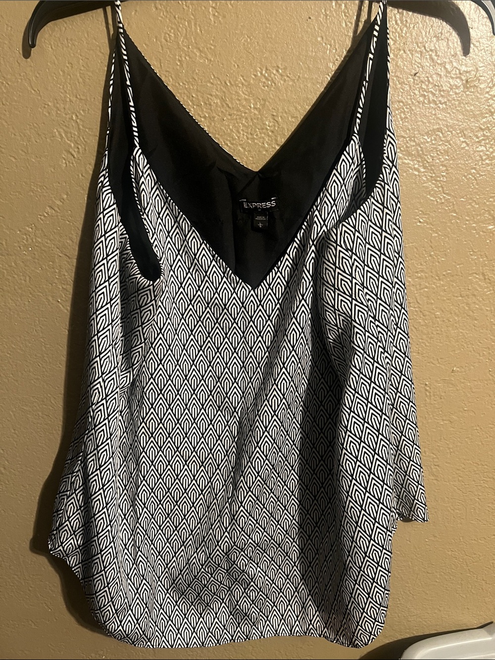 Express Black & White Geometric V-Neck Cami